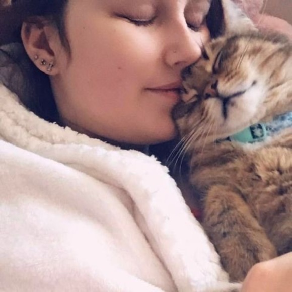 Meet your Posher, Melissa - Picture 1 of 1